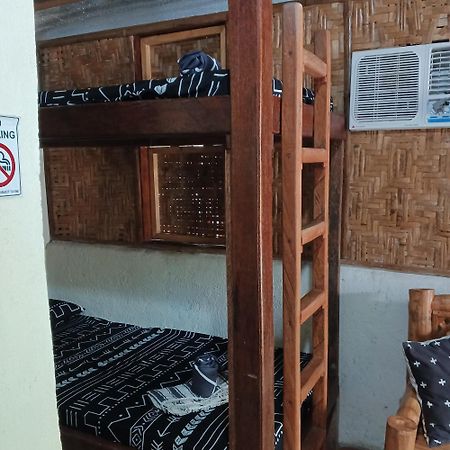 Two Crazy Monkeys Bakhawan Exterior foto