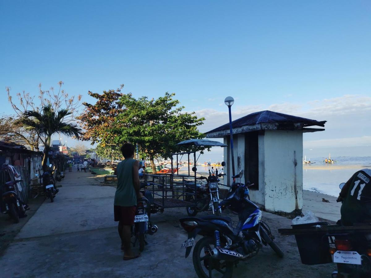 Two Crazy Monkeys Bakhawan Exterior foto